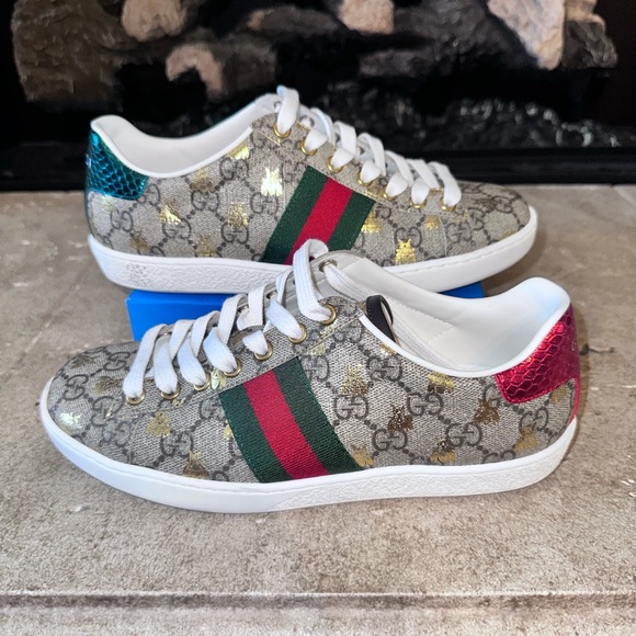 Authentic GUCCI Ace Supreme Sneakers with Bees - Size 7 (US) - Picture 8 of 11